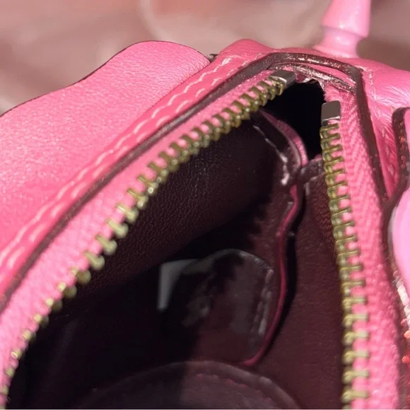 BNWT Authentic Coach Uni Coin Case – Metallic Pink Unicorn Bag Charm - Picture 6 of 6